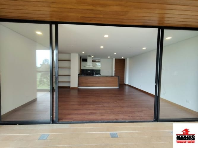 Apartamento de 2 alcobas en arriendo en Llano Grande, Rionegro, 139 m² · foto 5 de 24