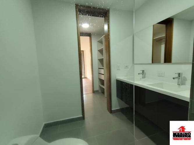 Apartamento de 2 alcobas en arriendo en Llano Grande, Rionegro, 139 m² · foto 19 de 24