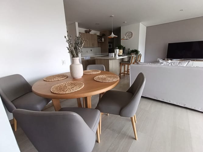 Apartamento de 2 alcobas en arriendo en Loma Del Esmeraldal, Envigado, 86 m² · foto 9 de 15