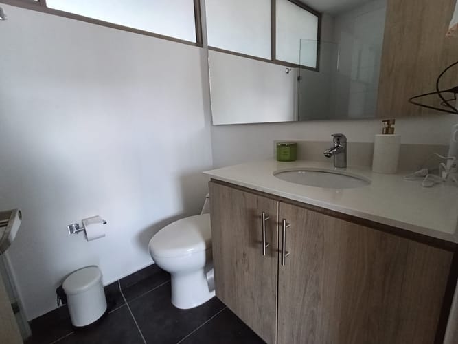 Apartamento de 2 alcobas en arriendo en Loma Del Esmeraldal, Envigado, 86 m² · foto 12 de 15