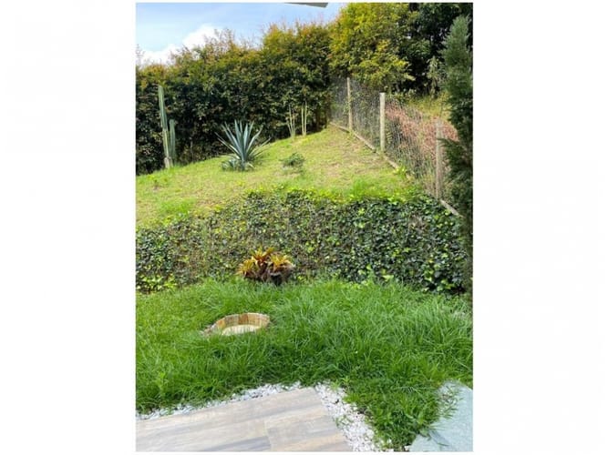 Casa de 4 alcobas en venta en Santa Elena, El Retiro, 260 m² · foto 4 de 24