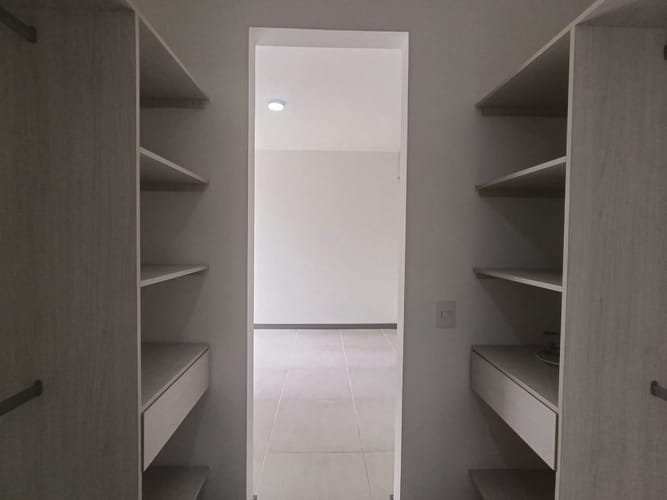 Apartamento de 3 alcobas en arriendo en Las Lomitas, Sabaneta, 92 m² · foto 17 de 20
