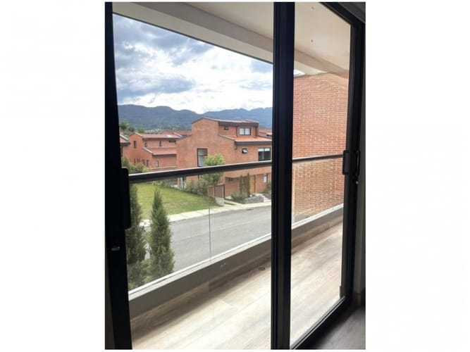 Casa de 4 alcobas en venta en Santa Elena, El Retiro, 260 m² · foto 19 de 24