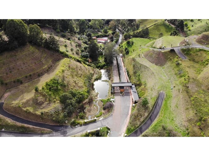 Lote en venta en El Portento, El Retiro, 1686 m² · foto 8 de 12