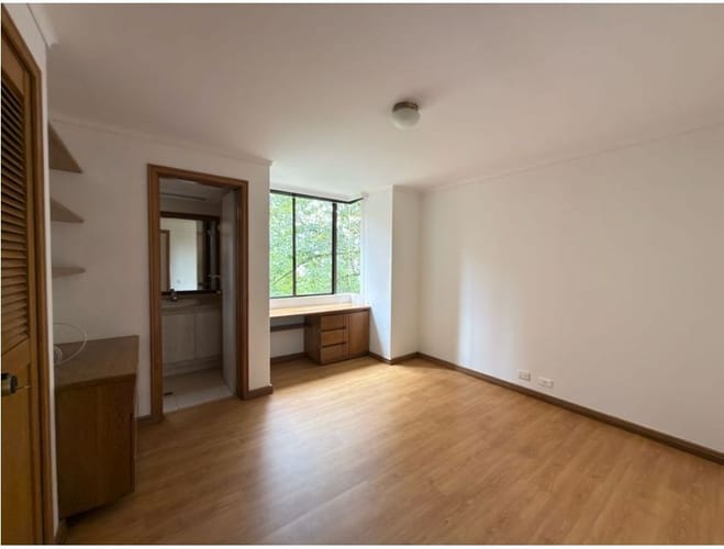 Apartamento de 5 alcobas en venta en El Poblado, Medellín, 234 m² · foto 13 de 19
