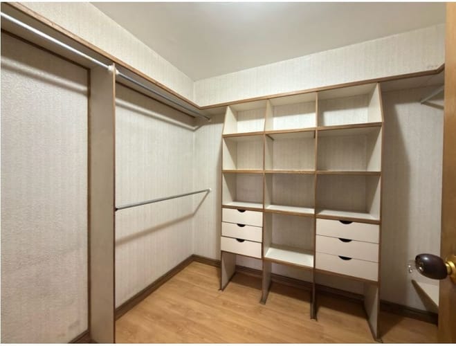 Apartamento de 5 alcobas en venta en El Poblado, Medellín, 234 m² · foto 16 de 19