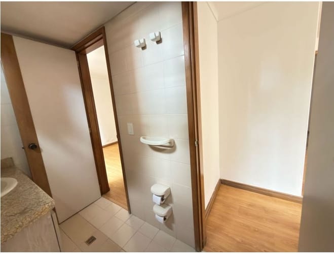 Apartamento de 5 alcobas en venta en El Poblado, Medellín, 234 m² · foto 17 de 19