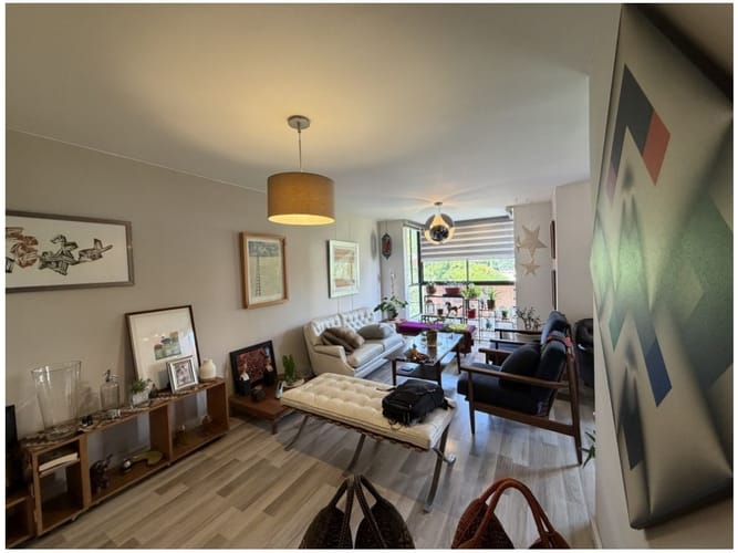 Apartamento de 2 alcobas en venta en Las Lomas No.2, Medellín, 90 m² · foto 3 de 17