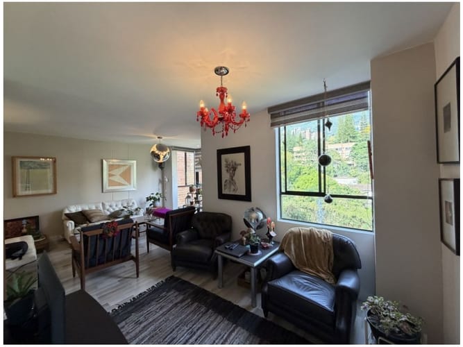 Apartamento de 2 alcobas en venta en Las Lomas No.2, Medellín, 90 m² · foto 4 de 17