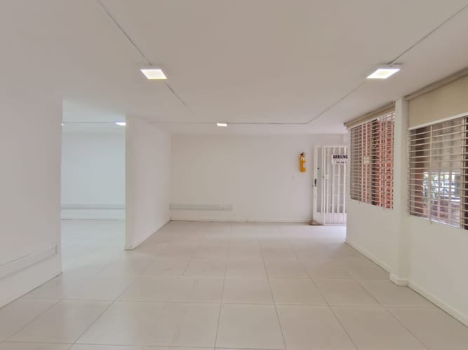 Oficina en arriendo en Laureles, Medellín, 60 m² · foto 4 de 9