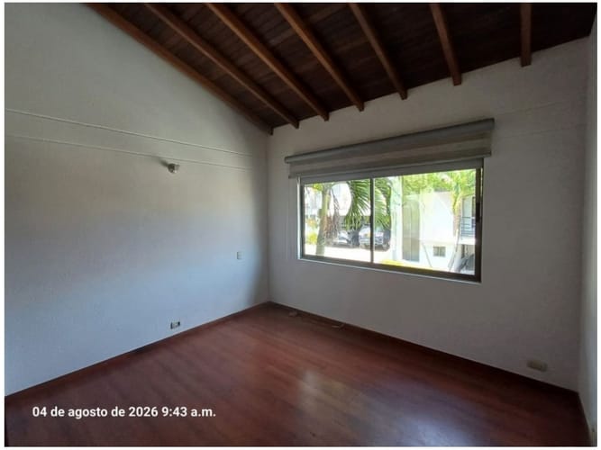 Casa de 4 alcobas en venta en Loma Del Chocho, Envigado, 218 m² · foto 9 de 24