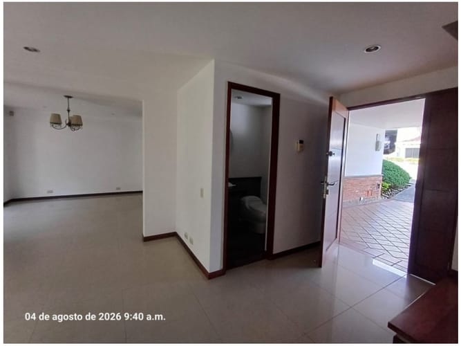 Casa de 4 alcobas en venta en Loma Del Chocho, Envigado, 218 m² · foto 14 de 24
