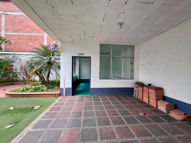 Casa en arriendo en Zona Centro, Envigado, 566 m² · foto 6 de 17