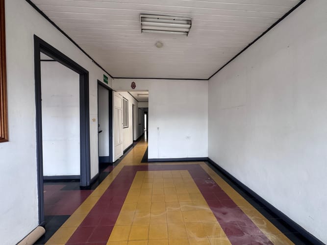 Casa en arriendo en Zona Centro, Envigado, 566 m² · foto 11 de 17
