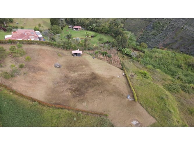 Lote en venta en El Carmen De Viboral, El Carmen de Viboral, 2663 m² · foto 15 de 21