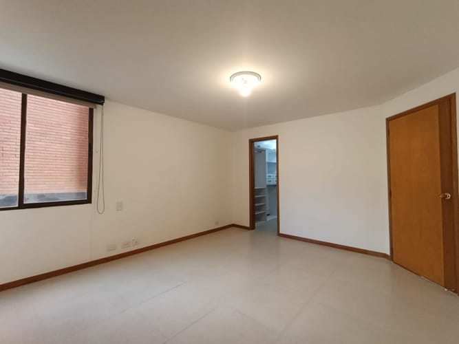 Apartamento de 3 alcobas en arriendo en El Poblado, Medellín, 120 m² · foto 14 de 16