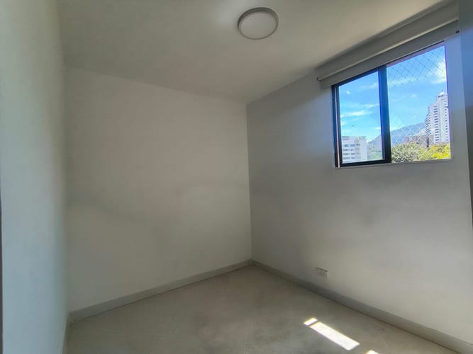Apartamento de 2 alcobas en arriendo en El Diamante No. 2, Medellín, 80 m² · foto 10 de 12