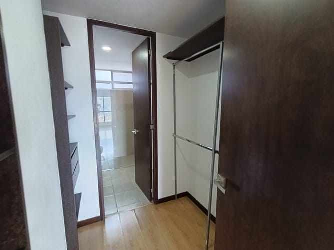 Apartaestudio en arriendo en San Diego, Medellín, 56 m² · foto 9 de 14