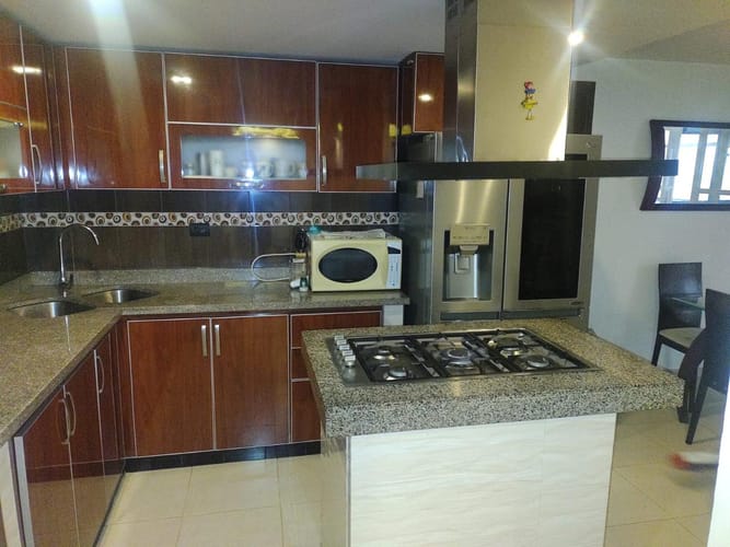 Casa de 4 alcobas en arriendo en Engativá, Bogotá, 230 m² · foto 2 de 14
