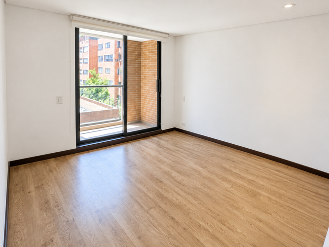 Apartamento de 3 alcobas en arriendo en Los Rosales, Bogotá, 195 m² · foto 4 de 12