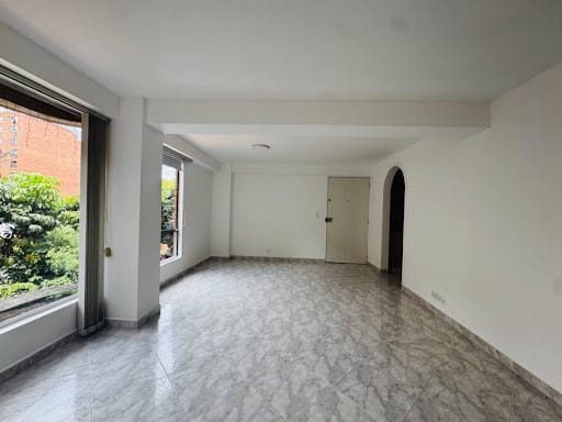 Apartamento de 3 alcobas en venta en Altos Del Poblado, Medellín, 77 m² · foto 6 de 24