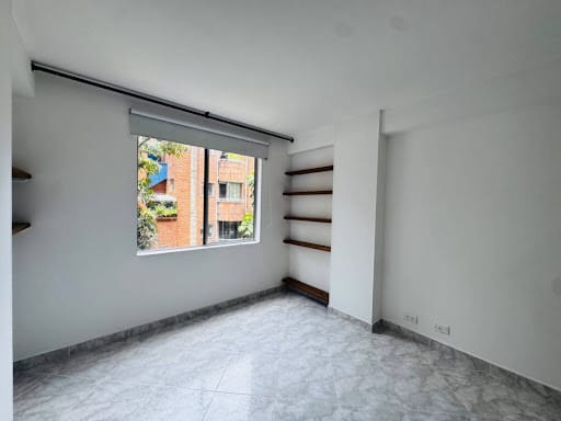 Apartamento de 3 alcobas en venta en Altos Del Poblado, Medellín, 77 m² · foto 12 de 24