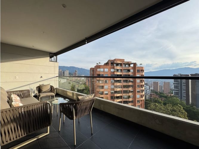 Apartamento de 1 alcoba en venta en Transversal Superior, Medellín, 89 m² · foto 10 de 19