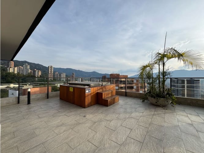 Apartamento de 1 alcoba en venta en Transversal Superior, Medellín, 89 m² · foto 16 de 19