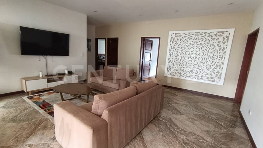Casa de 8 alcobas en venta en Santa Barbara Alta, Bogotá, 652 m² · foto 7 de 23