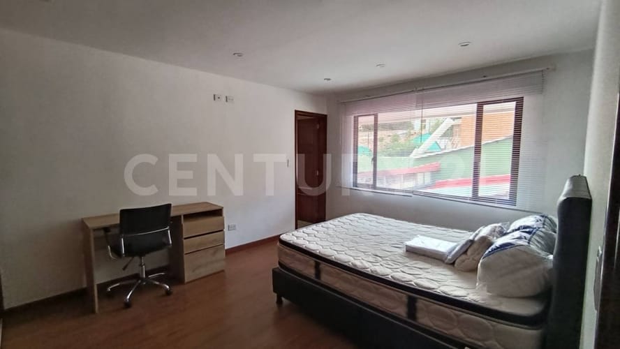 Casa de 8 alcobas en venta en Santa Barbara Alta, Bogotá, 652 m² · foto 12 de 23