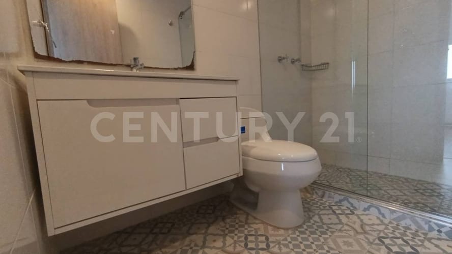 Casa de 8 alcobas en venta en Santa Barbara Alta, Bogotá, 652 m² · foto 21 de 23