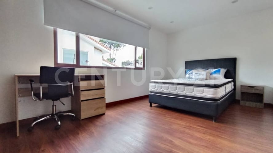 Casa de 8 alcobas en venta en Santa Barbara Alta, Bogotá, 652 m² · foto 22 de 23