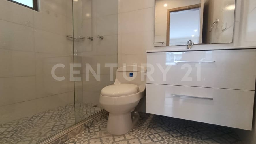 Casa de 8 alcobas en venta en Santa Barbara Alta, Bogotá, 652 m² · foto 23 de 23