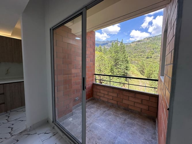 Apartamento de 3 alcobas en arriendo en La Navarra, Bello, 80 m² · foto 16 de 17