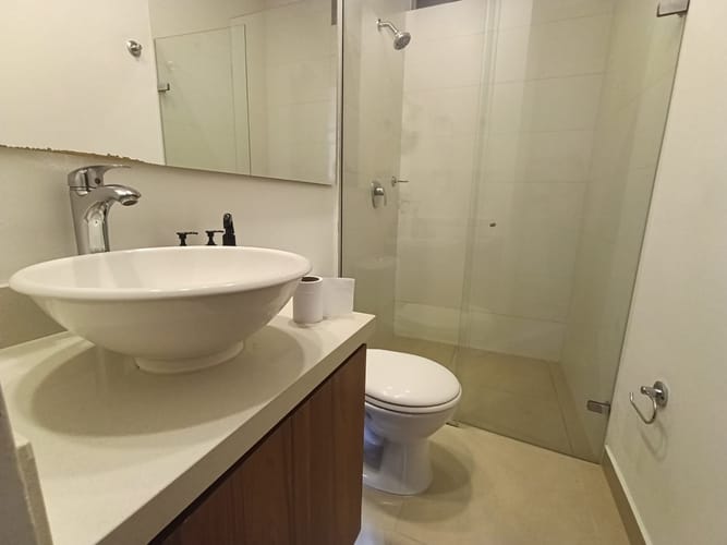 Apartamento de 3 alcobas en arriendo en Loma Del Escobero, Envigado, 92 m² · foto 11 de 16