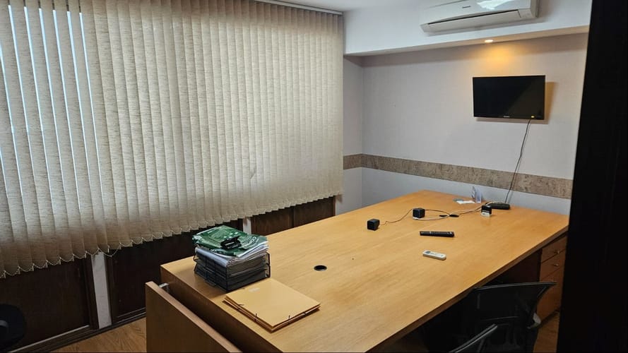Oficina en Alquiler · Foto 8