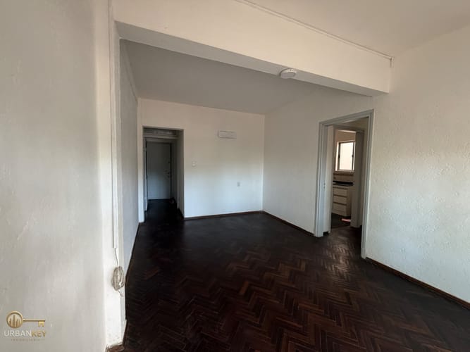 Alquiler apartamento 2 dormitorio, primer piso por escalera con balcón - La Teja · Foto 4