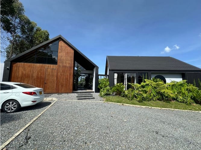 Casa de 3 alcobas en venta en Guayabito, El Retiro, 1750 m² · foto 4 de 24