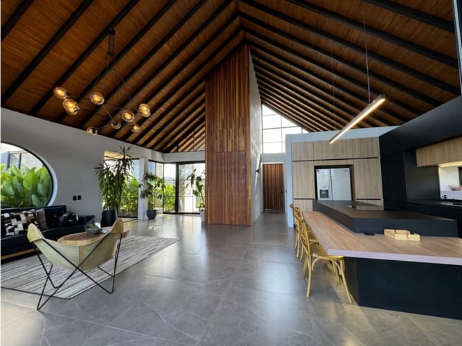 Casa de 3 alcobas en venta en Guayabito, El Retiro, 1750 m² · foto 5 de 24
