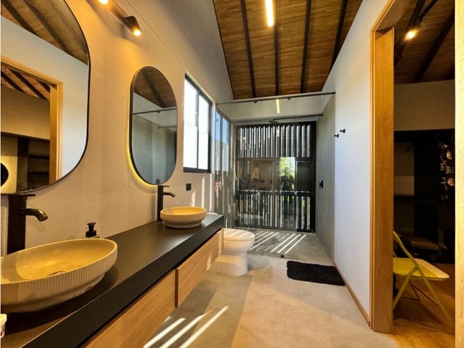 Casa de 3 alcobas en venta en Guayabito, El Retiro, 1750 m² · foto 17 de 24