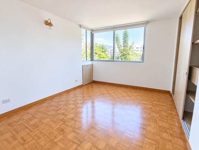 Apartamento de 3 alcobas en arriendo en El Tesoro, Medellín, 150 m² · foto 9 de 20