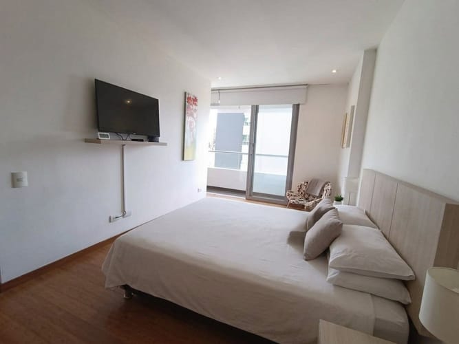 Apartaestudio en arriendo en Los Naranjos, Medellín, 56 m² · foto 13 de 17