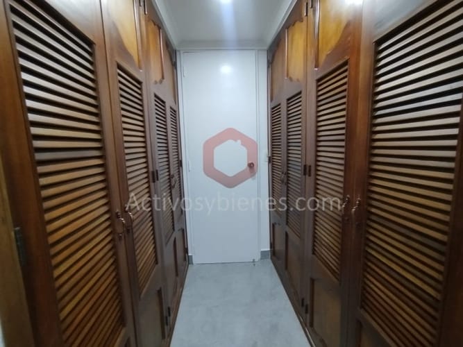 Apartamento de 4 alcobas en arriendo en Laureles, Medellín, 100 m² · foto 10 de 16