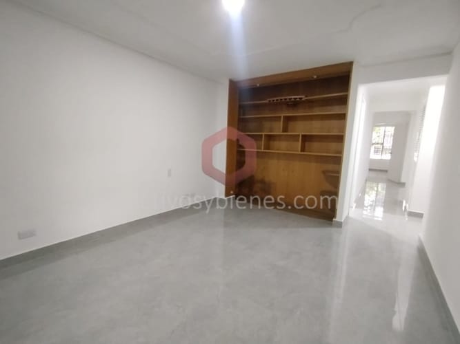 Apartamento de 4 alcobas en arriendo en Laureles, Medellín, 100 m² · foto 13 de 16