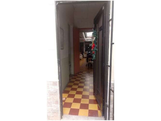 Casa en venta en La Magnolia, Envigado, 134 m² · foto 3 de 3
