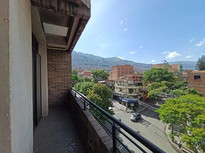 Local en arriendo en Palermo, Medellín, 229 m² · foto 3 de 9