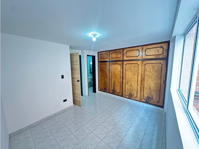 Apartamento de 2 alcobas en arriendo en Las Acacias, Medellín, 100 m² · foto 5 de 18