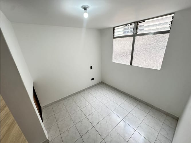 Apartamento de 2 alcobas en arriendo en Las Acacias, Medellín, 100 m² · foto 6 de 18