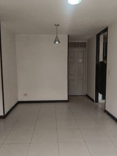 Apartamento de 3 alcobas en arriendo en Nueva Castilla, Bogotá, 50 m² · foto 3 de 14