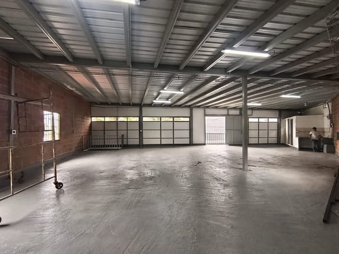 Bodega en arriendo en Poblado Del Sur, La Estrella, 104 m² · foto 11 de 11